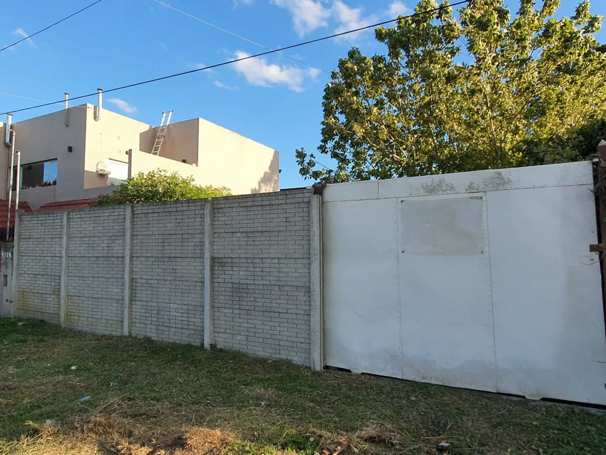 Venta lote barrio  Etchepare foto 2