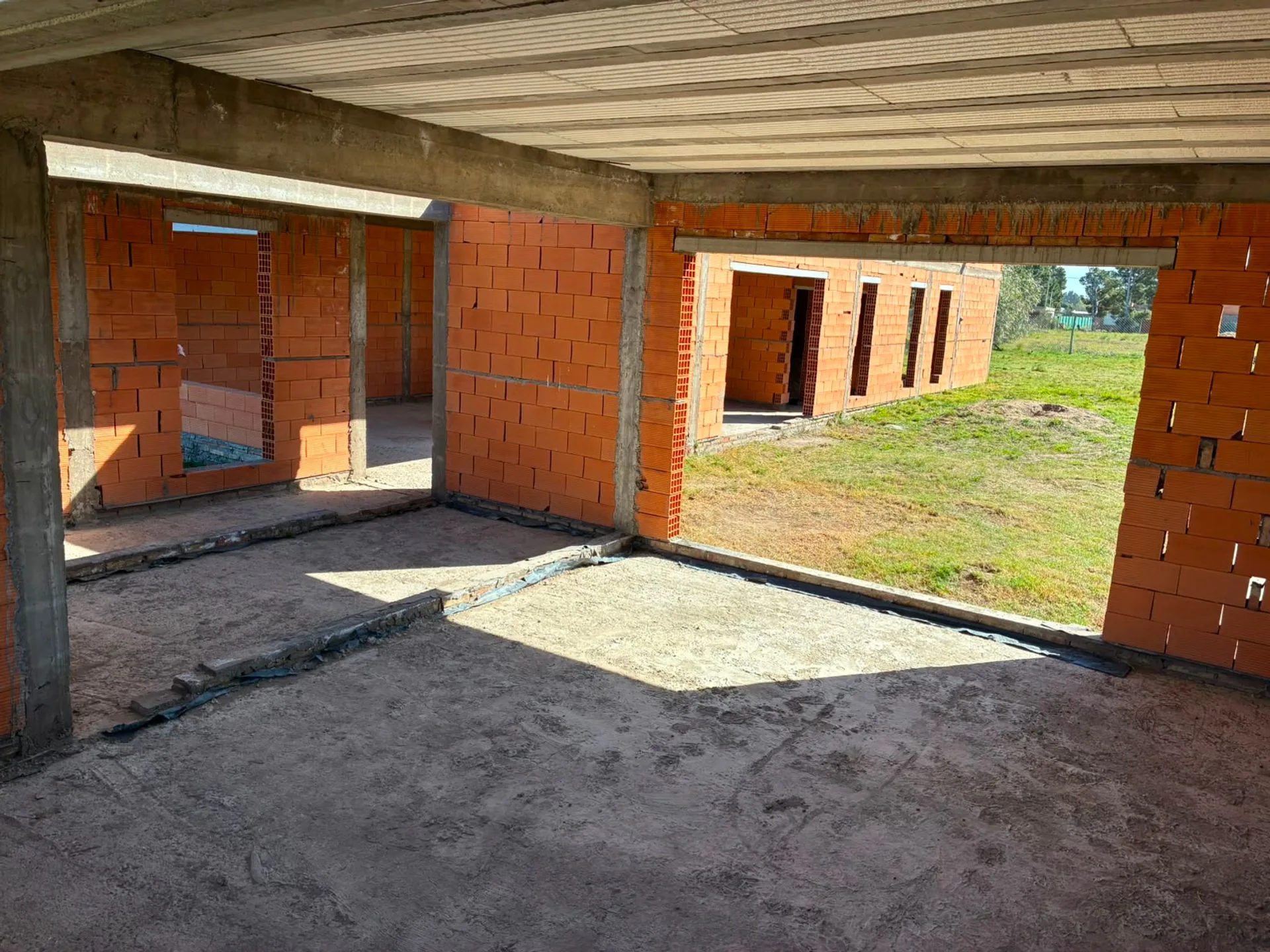 HERMOSA CASA EN CONSTRUCCION BARRIO LOS FRESNOS foto 5