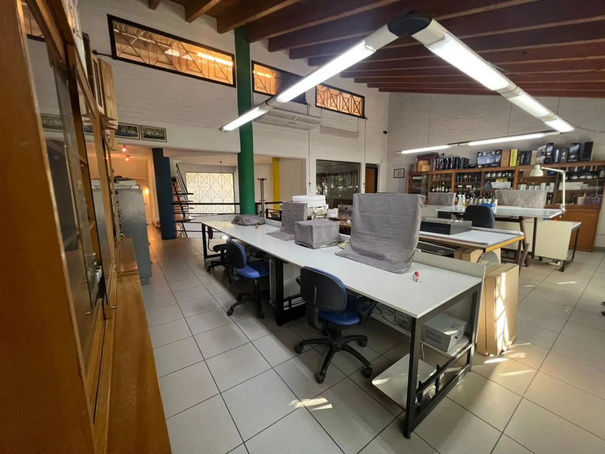 Venta oficinas Gran Mendoza uso profesional foto 2