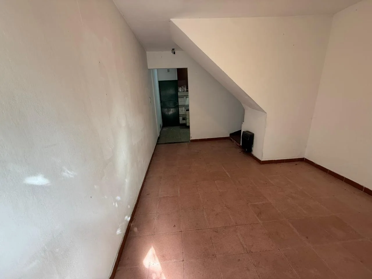 DUPLEX 3 AMB CON PATIO - VILLA LUZURIAGA - OPORTUNIDAD