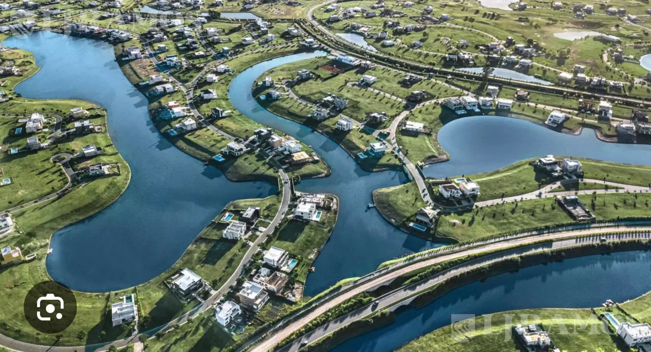 LOTE DE 1019 M2 A LA LAGUNA EN VENTA EN MARINAS - PUERTOS DEL LAGO foto 2