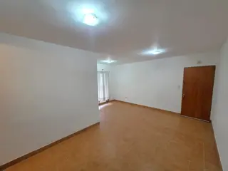 ALQUILER DE DEPARTAMENTO 3 AMBIENTES EN BARRIO COCA COLA - PLANTA BAJA - MONTE GRANDE foto 2