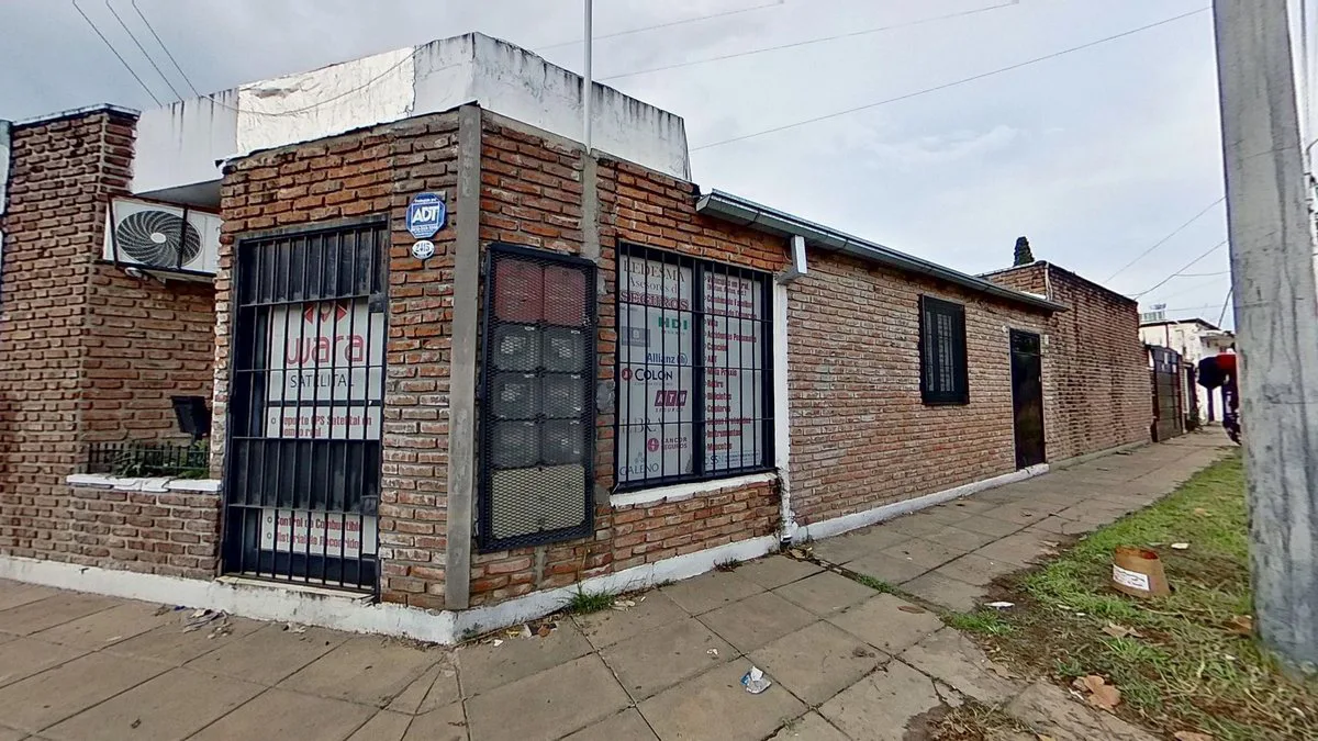 VENTA LOCALES Y VIVIENDA EN BLOQUE  JOSÉ C PAZ foto 4