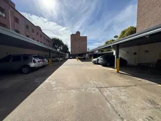 Venta de Cochera en Mendoza a metros de Av Freyre foto 3