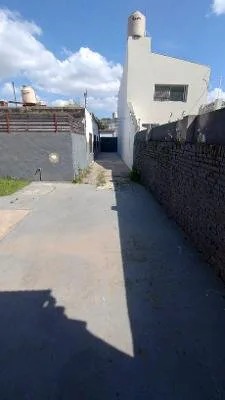ALQUILER GALPON INTERNO foto 3