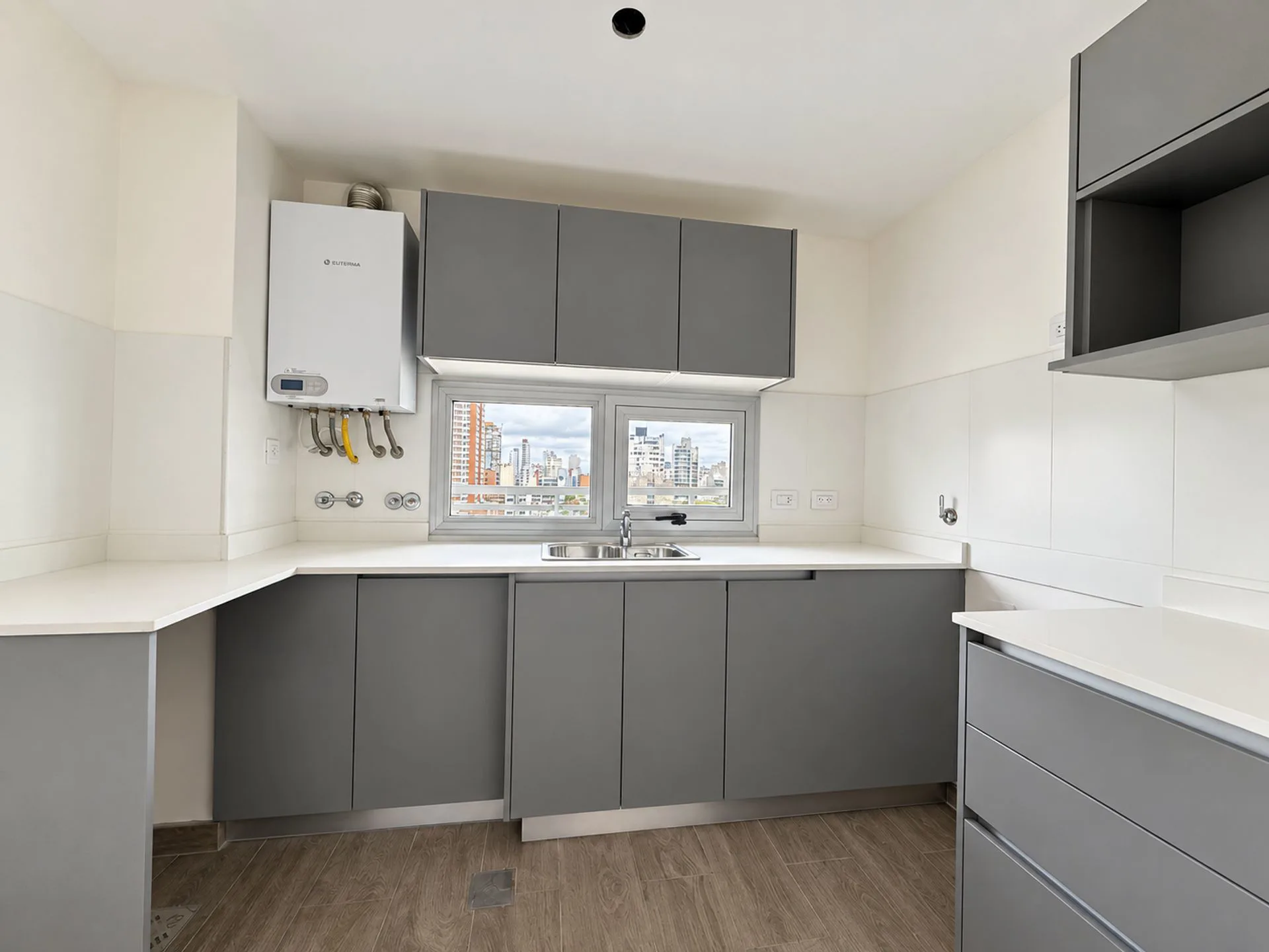 VENTA – Dpto de 2 dormitorios con amenities foto 3