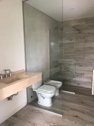 Casa en Alquiler Temporal con Pileta en Barrio Privado El Carmencito foto 1