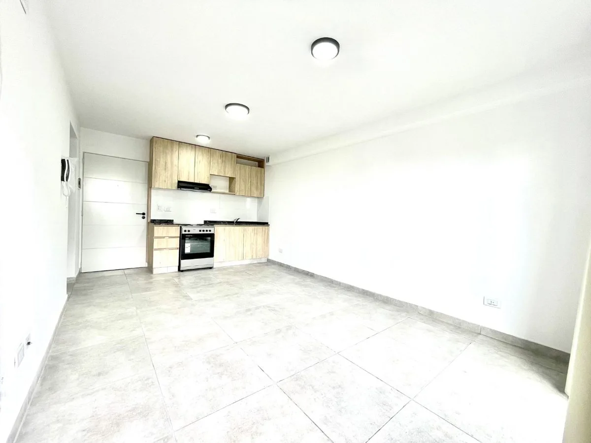 VENTA DEPARTAMENTO 2 AMBIENTES EN MORON foto 2