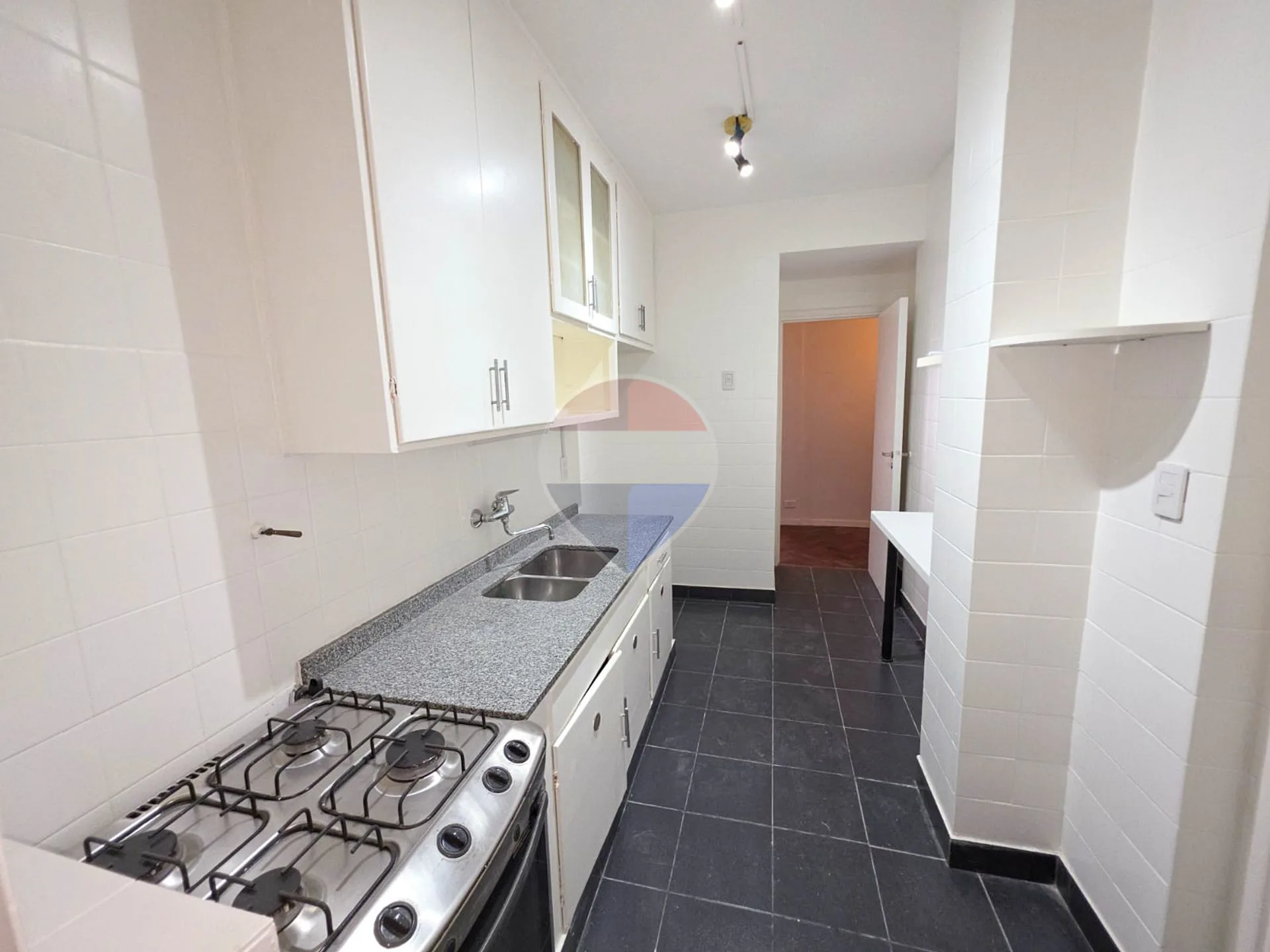 VENTA - SEMIPISO 3 AMB CON DEP Y BALCÓN - RECOLETA foto 5