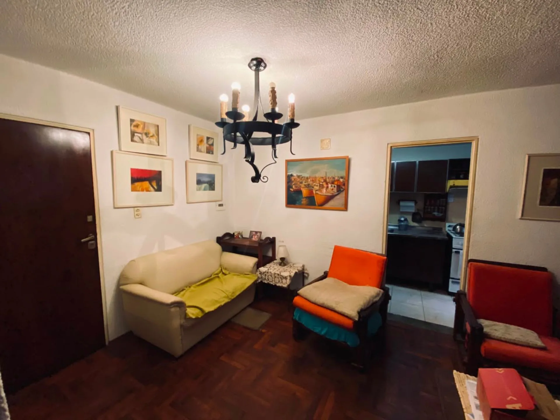 OPORTUNIDAD DEPTO 2 DORM CON COCHERA Y PATIO foto 4