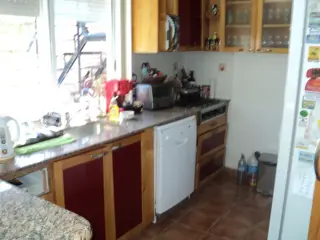 Venta de casa 6 ambientes, sobre lote propio. foto 2