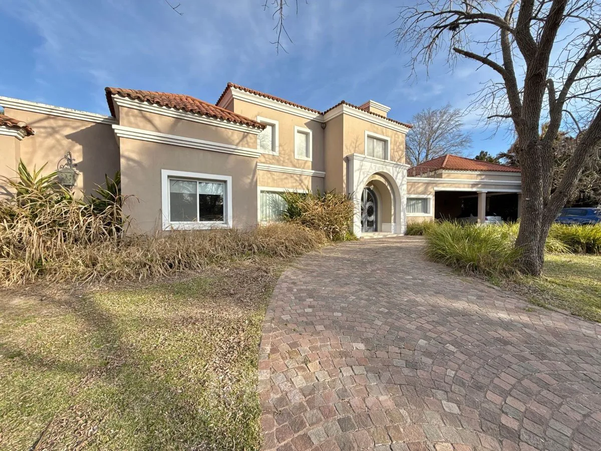VENTA CASA 5 AMB  CON PILETA COUNTRY LOS CARDALES foto 3