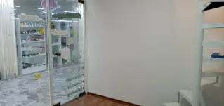Alquiler de local en galería “Nazmi” foto 5