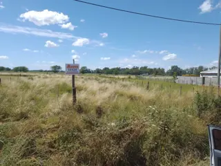 LOTE c/ ESCRITURA SOBRE CALLE ECUADOR - Bº LA PARADA foto 5