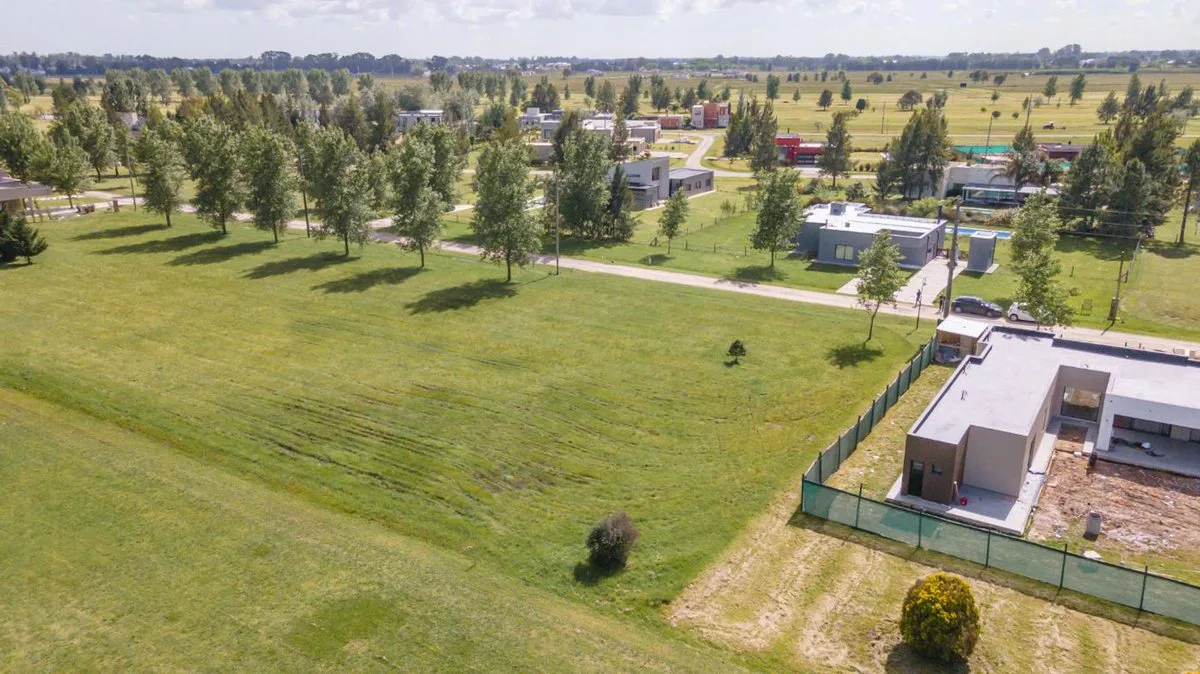 LOTE EN VENTA FINCAS DE SAN VICENTE CLUB DE GOLF foto 4