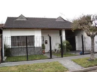Casa en Venta en Barrio Aeronáutico, Ituzaingó, Buenos Aires foto 5