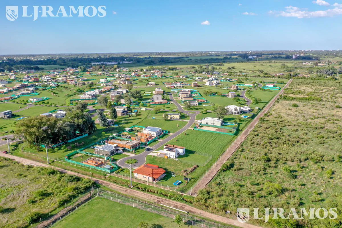 Terreno en Santa Emilia foto 5