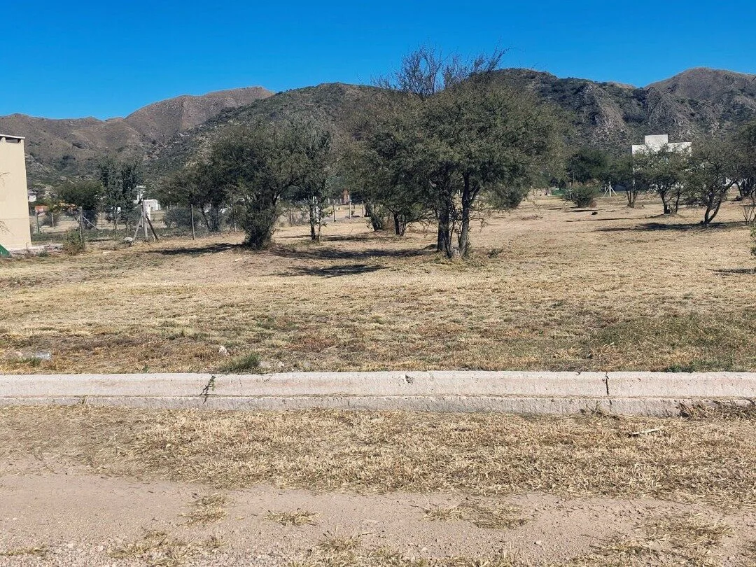 VENTA TERRENO 624 MTSS LAS ROSAS 2 foto 5