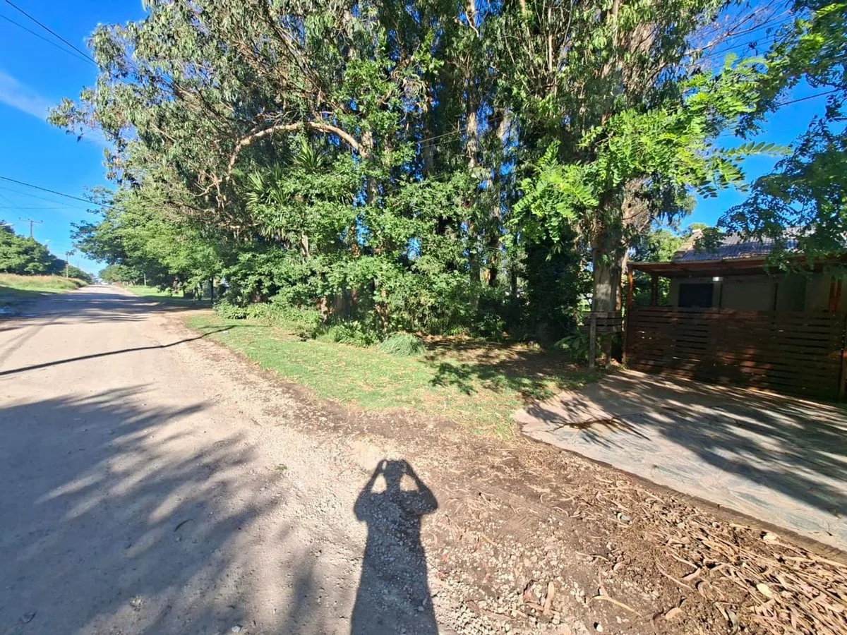 Venta lote Barrio El jardin foto 3