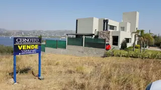 2 TERRENOS EN CARLOS PAZ CON LA MEJOR VISTA AL LAGO. LOTES DE CATEGORÍA foto 2