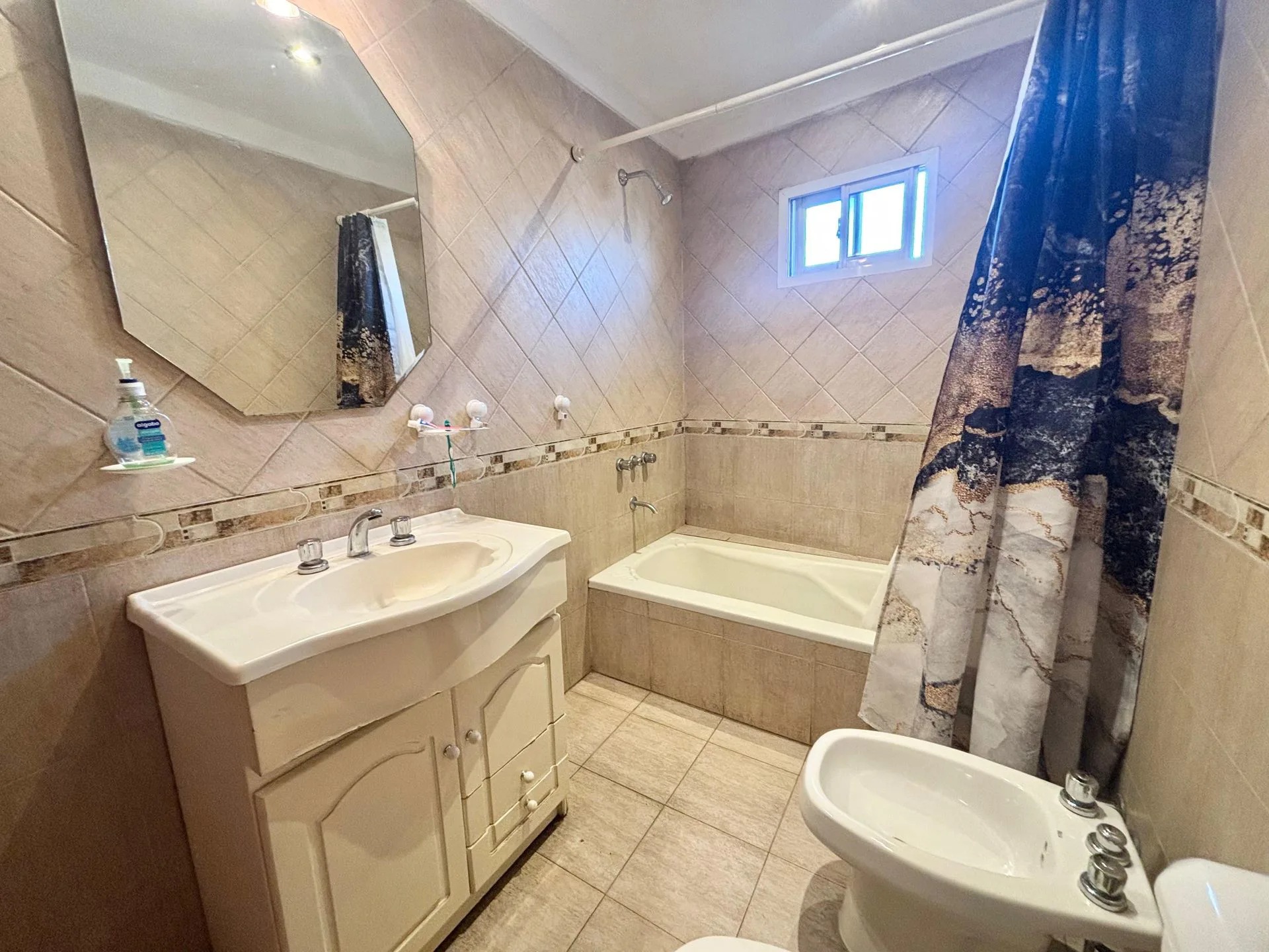 VENTA DEPTO 2 AMB + VESTIDOR + BALCON LANUS OESTE foto 5