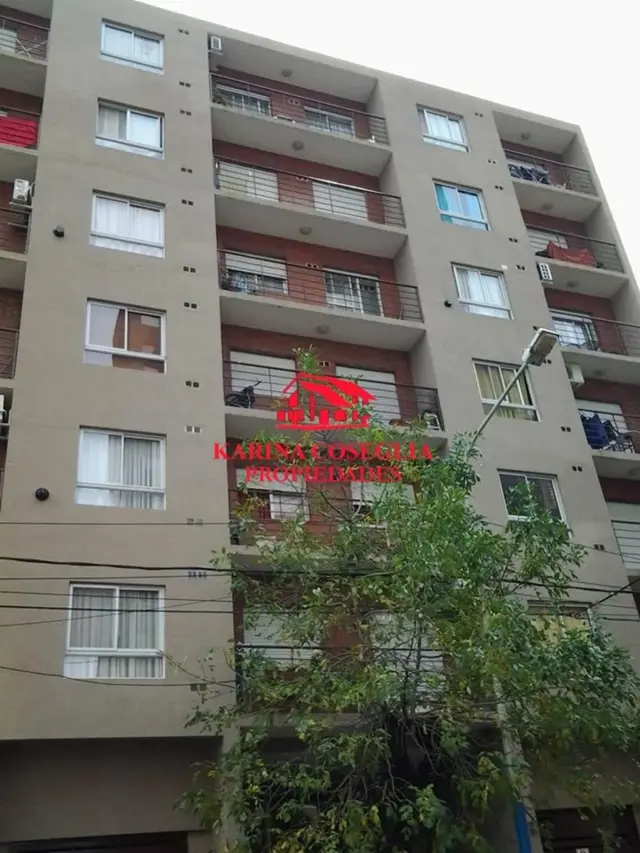 COCHERA EN VENTA EN EDIFICIO ISA, MUÑIZ