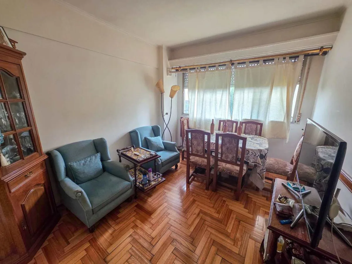 VENTA 3 AMB. COLEGIALES foto 2