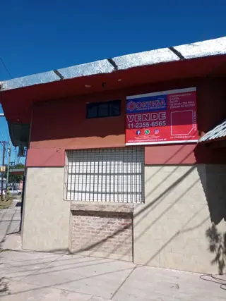 Venta galpón mas depósito y departamentos, IDEAL INVERSOR foto 3