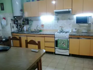 Hermoso departamento tipo casa foto 2