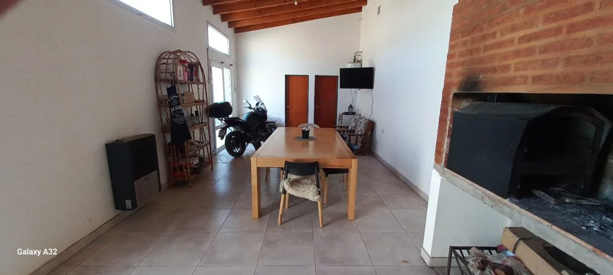 Venta casa 4 dormitorios y Quincho en La Casona 2 foto 5
