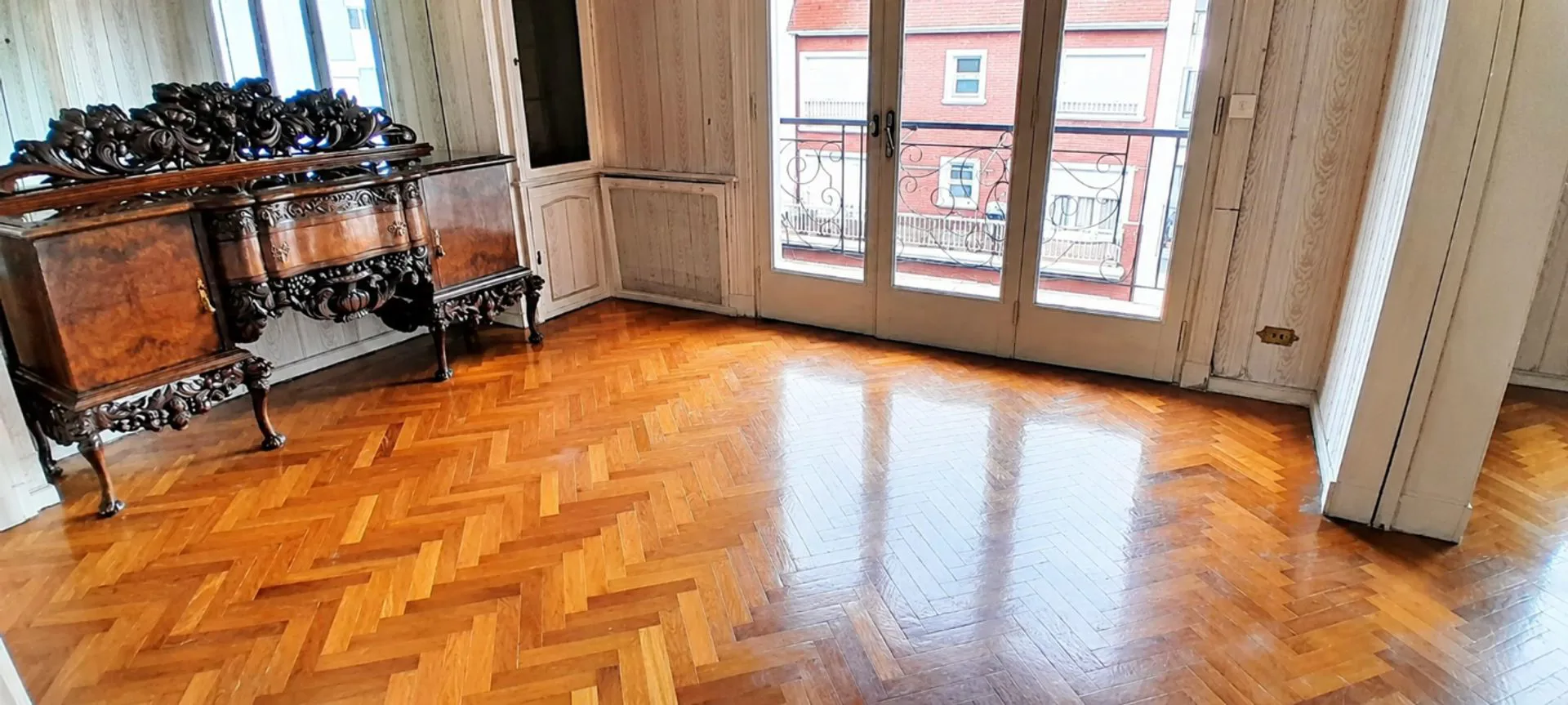 VENTA SEMIPISO 4 AMB + DEP. Y COCHERA - CENTRO foto 2