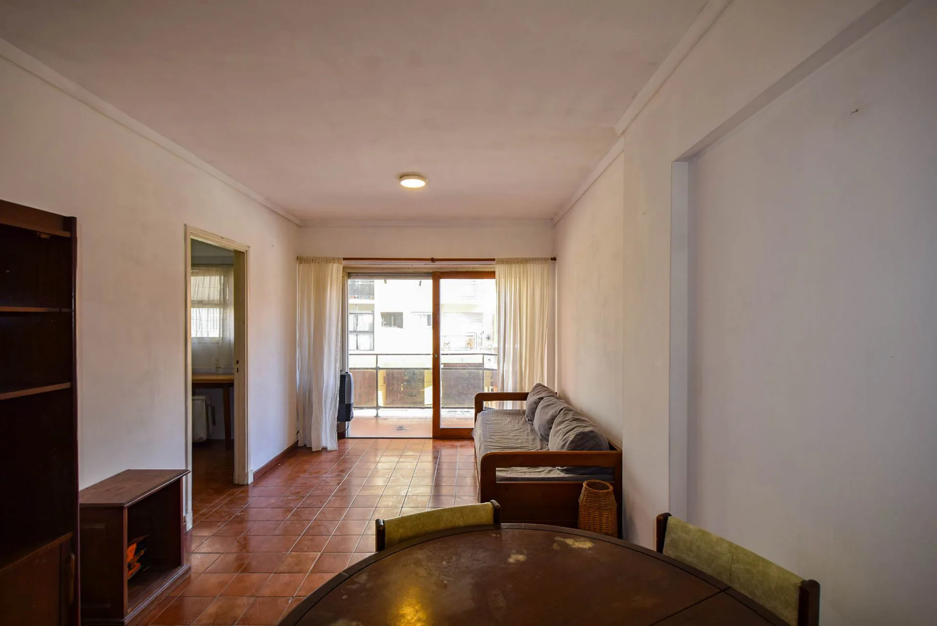 Venta Departamento 2 Amb. Frente c/Balcón La Perla foto 4