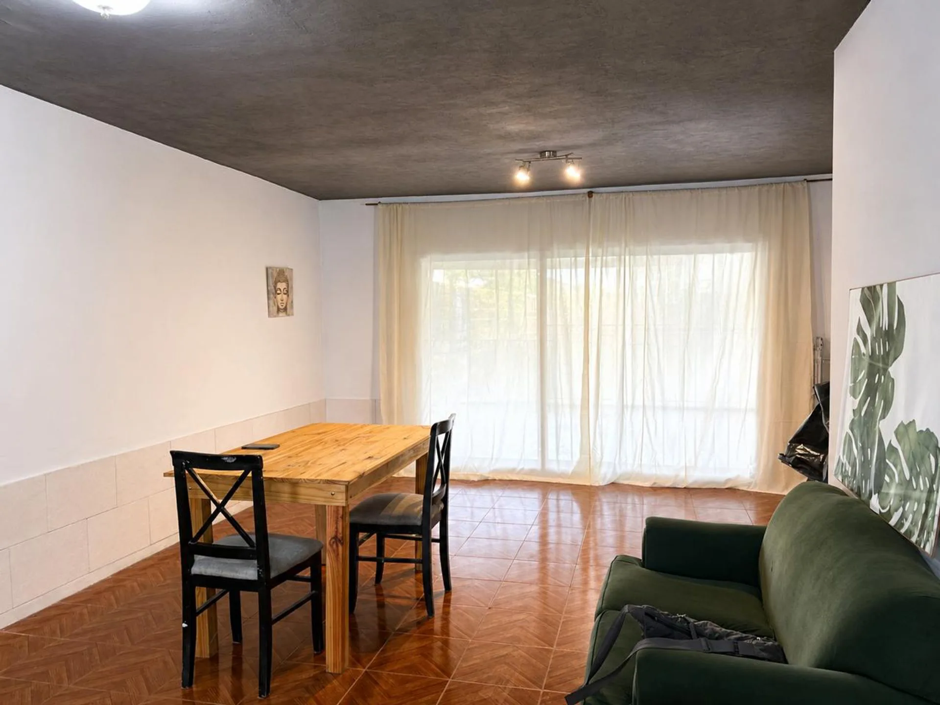 Venta de casa en Pilar Triplex 3 dormitorios foto 2