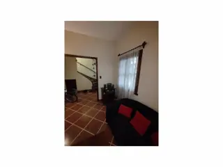 Se Vende Excelente Chalet de 4 Ambientes en Lote Propio en Olivos Golf foto 4