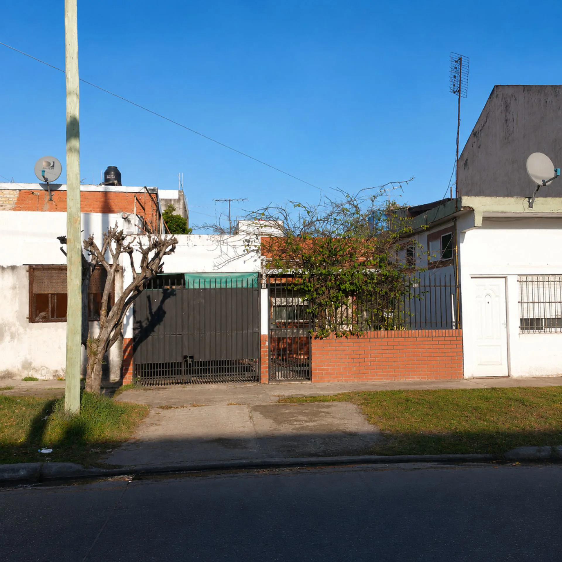 CASA VENTA 4 AMBIENTES G. DE LAFERRERE CON QUINCHO foto 5