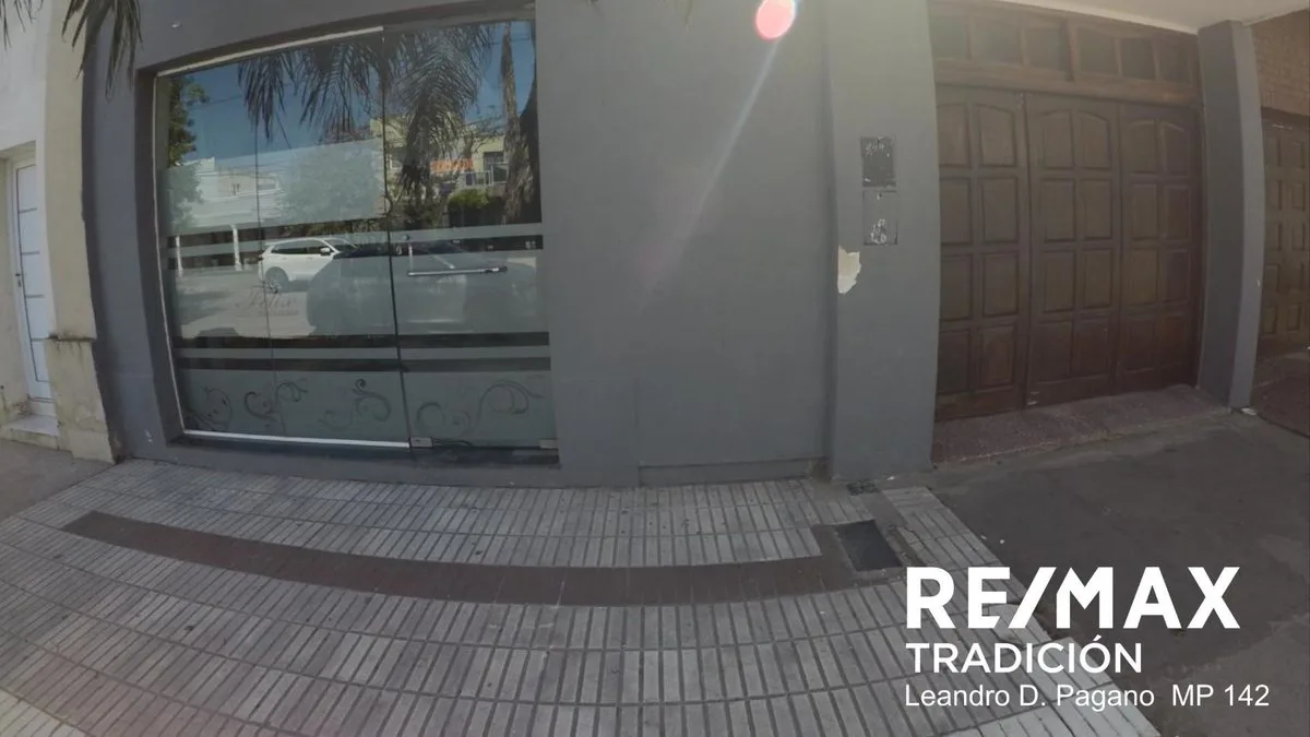 CASA + LOCAL COMERCIAL EN VENTA SAENZ PEÑA CENTRO