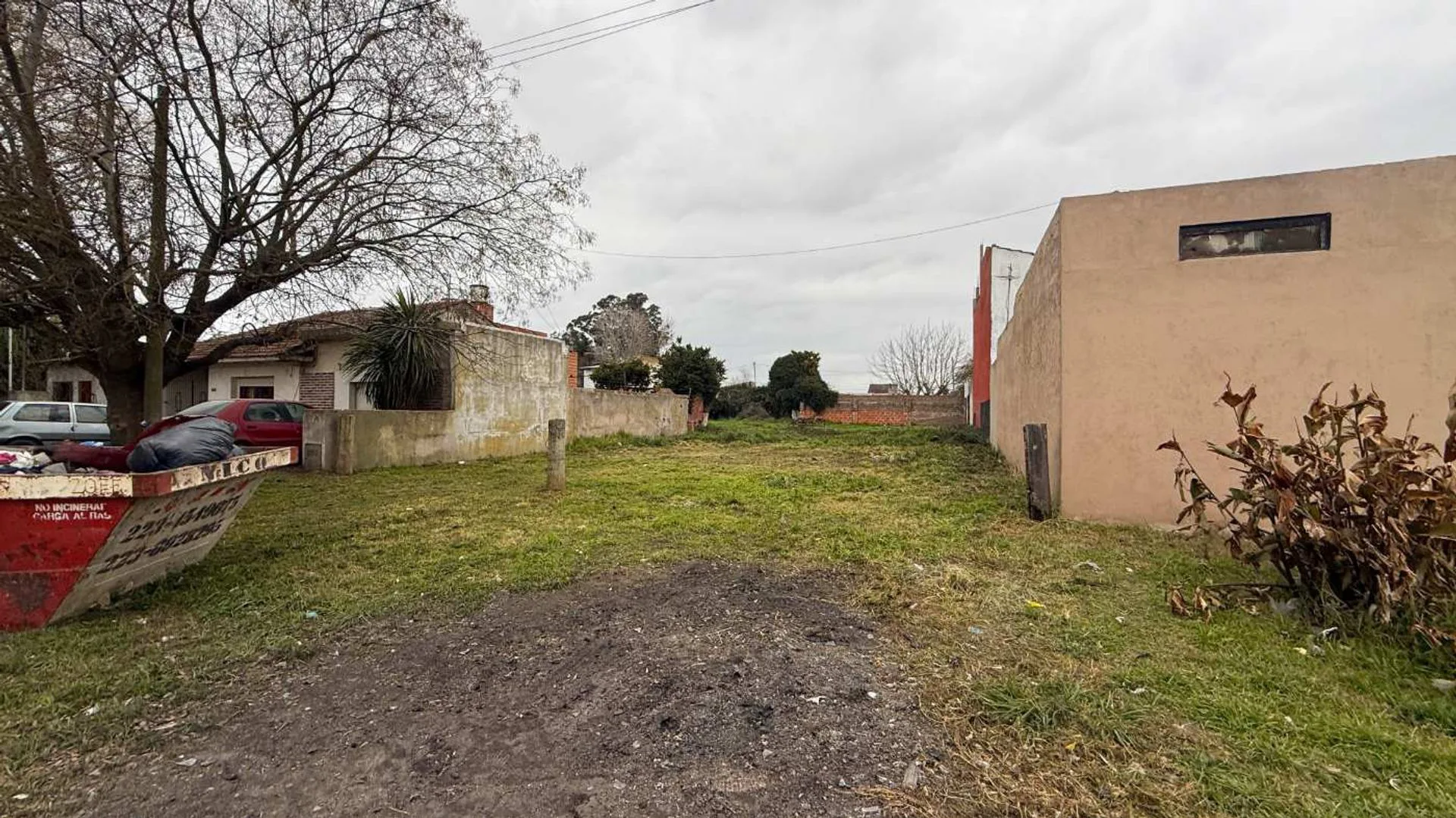 VENTA LOTE REJON E/190 Y 192 UNICO TODOS SERVICIOS foto 2