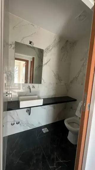 3 AMBIENTES , SEMIPISOS EXCLUSIVOS , 2 Y 1 AMBIENTES UNICOS . PRE VENTA FINANCIADA foto 3