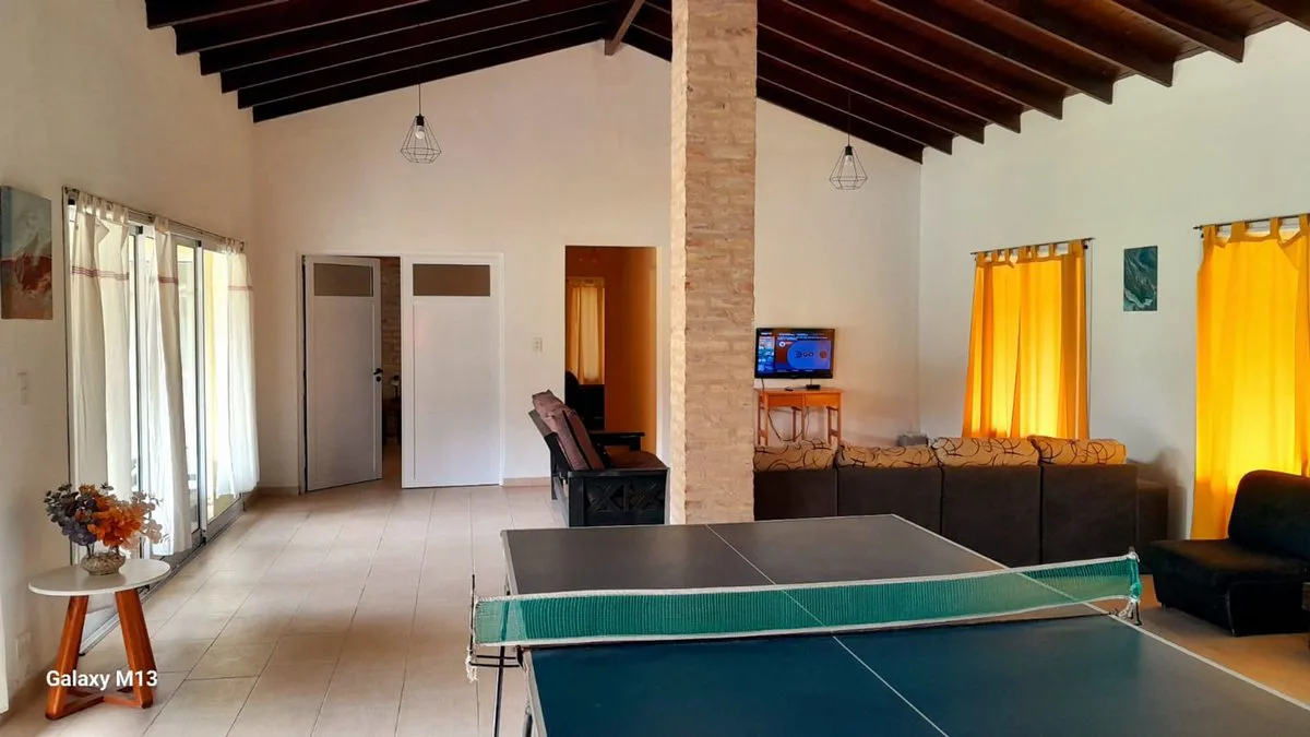 VENTA-CASA 4 AMB-LOTE 2400 M2-PILETA-CHASCOMÚS foto 3