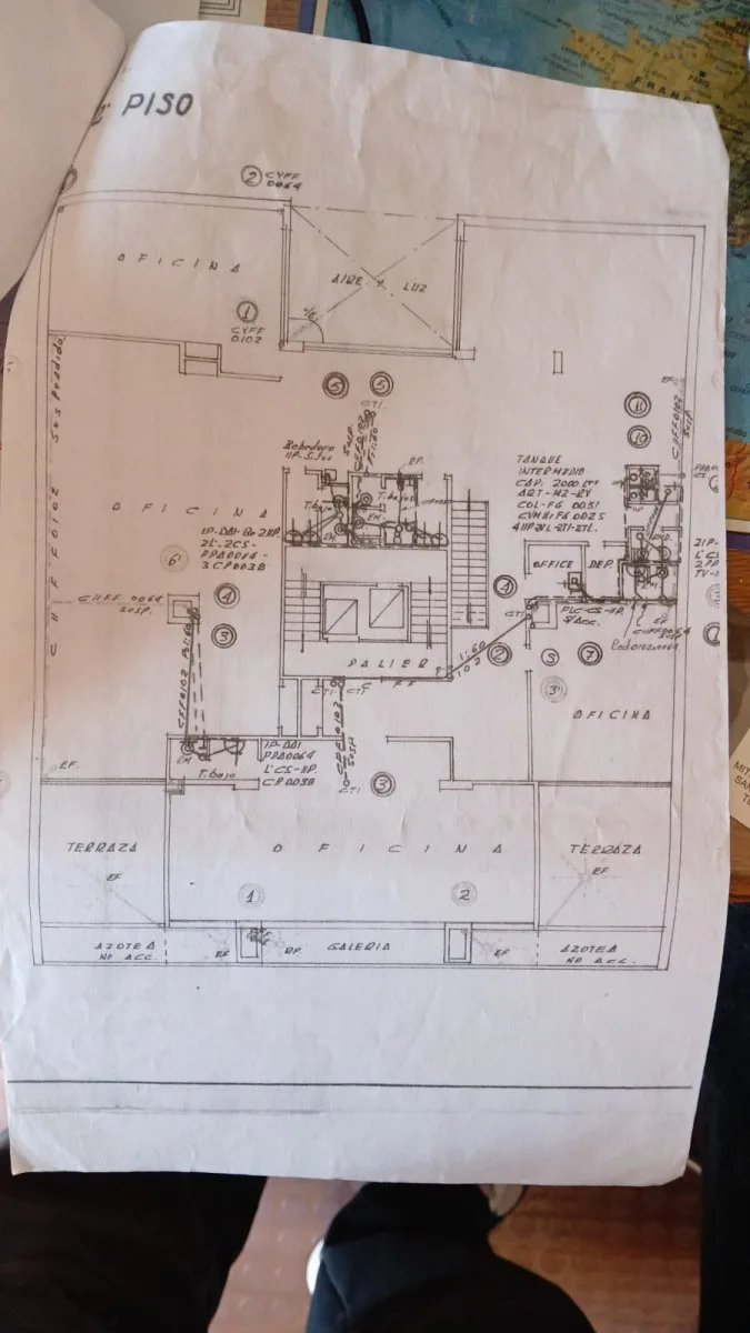 Venta San Telmo 4 pisos conectados ( Excelente oportunidad colegio, instituto, gremio)dentro de un edificio de viviendas... foto 5