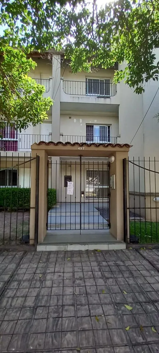 VENTA  MONOAMBIENTE MORON foto 2