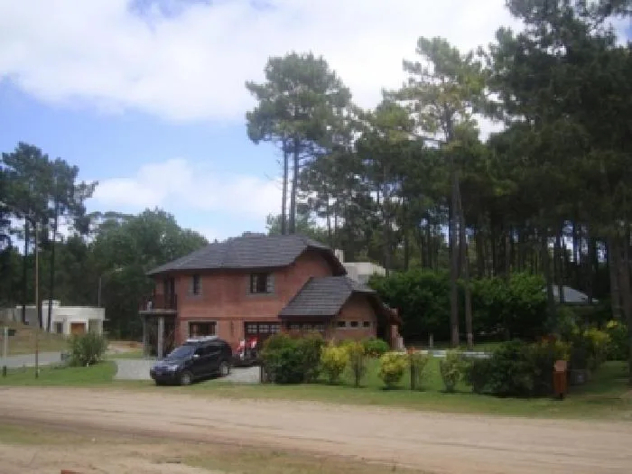 3-bedroom house in Pinamar – photo 3 of 28
