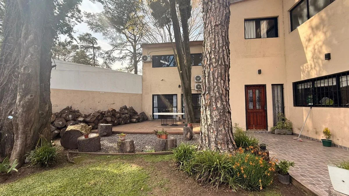 CASA QUINTA 4 AMBIENTES MORENO NUEVO PRECIO foto 3