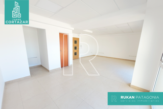 #Alquiler_RUKAN Oficina | TORRE CORTAZAR | Oficina 2 | 44 m2|CalleHUMBERTO BEGHIN | Caleta Olivia.- foto 2