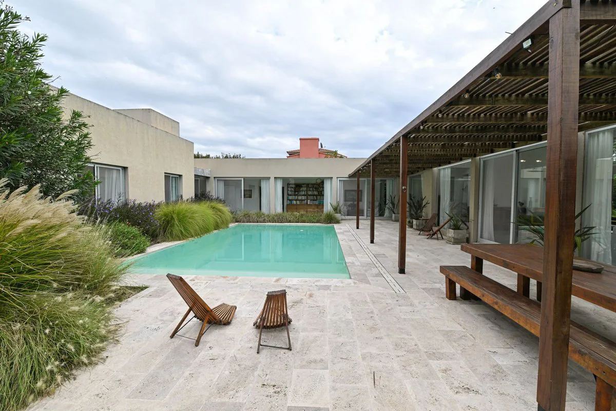 Casa moderna en La Cheltonia con piscina y golf foto 5