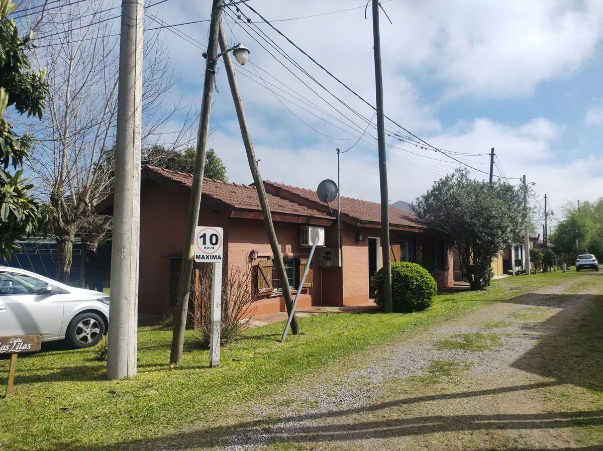 VENTA CASA 2 AMB, 2 LOTES, CLUB DE CAMPO, ESCOBAR