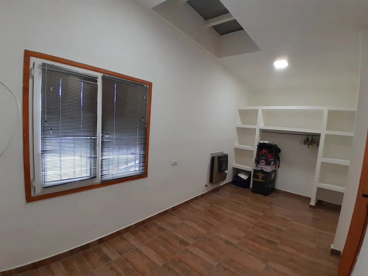 ALQUILER – CASA 4 DORMITORIOS – BARRIO MARGEN SUR foto 5