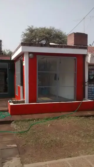 VENDO LOCAL COMERCIAL-AV ENRIQUE BODEREAU 9500-VILLA ALLENDE PARQUE foto 2
