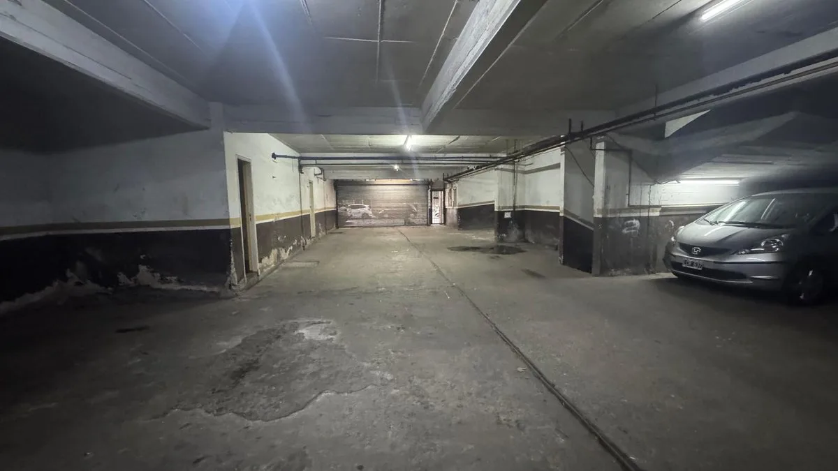 VENTA COCHERA FIJA – ZONA CENTRO
