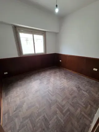Casa Interna 3 dormitorios 2 baños SIN garaje foto 4